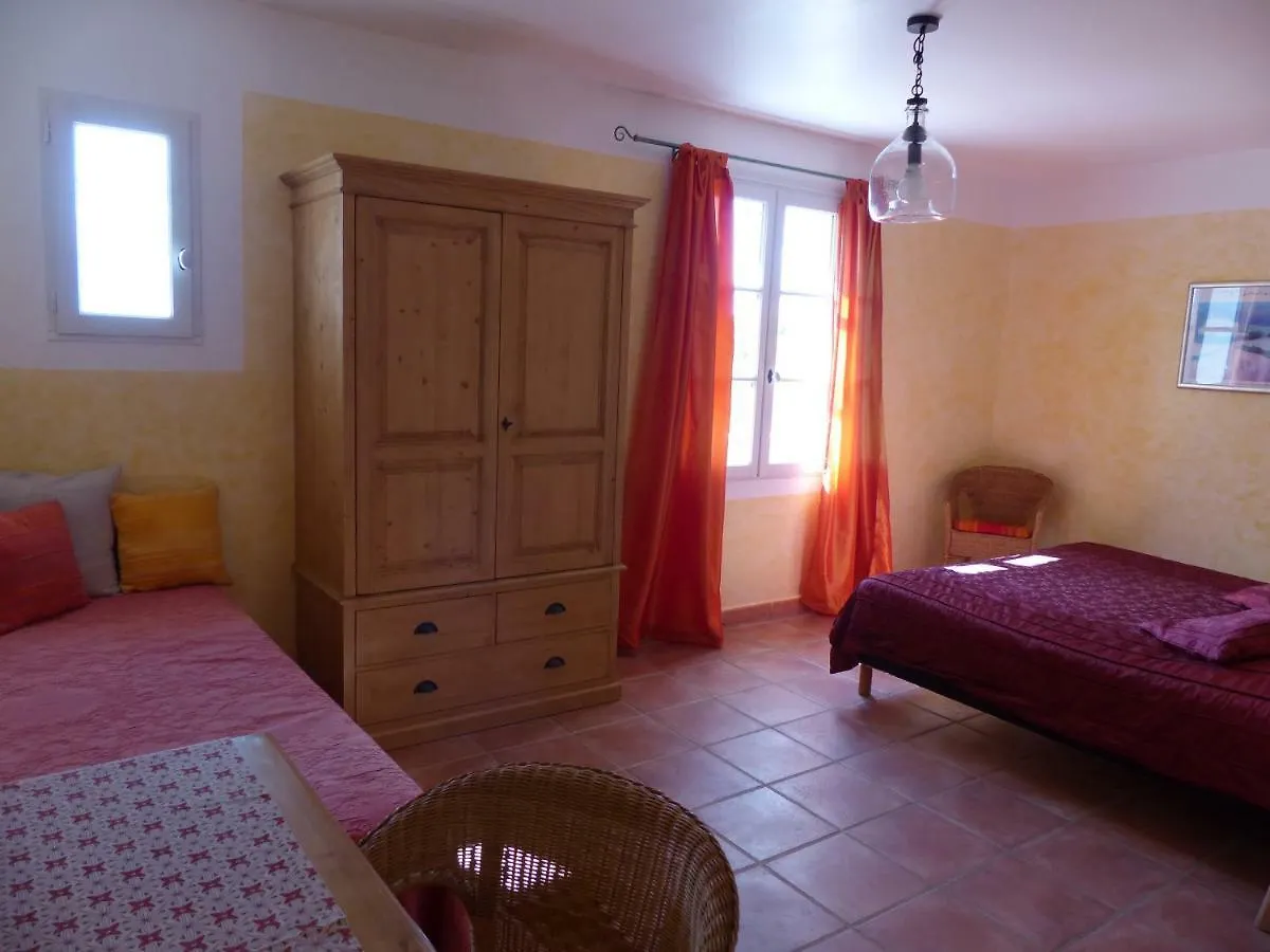 *** Bed & Breakfast La Ferme Du Petit Segries Bed And Breakfast Moustiers-Sainte-Marie Frankrijk
